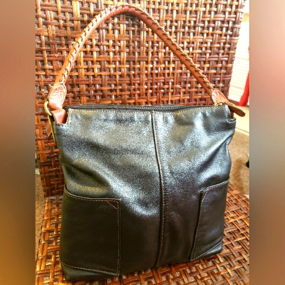 Sundance Handbags - Sundance Catalog Simplicity Purse Black & Brown Leather Vera Pelle Outer Pockets